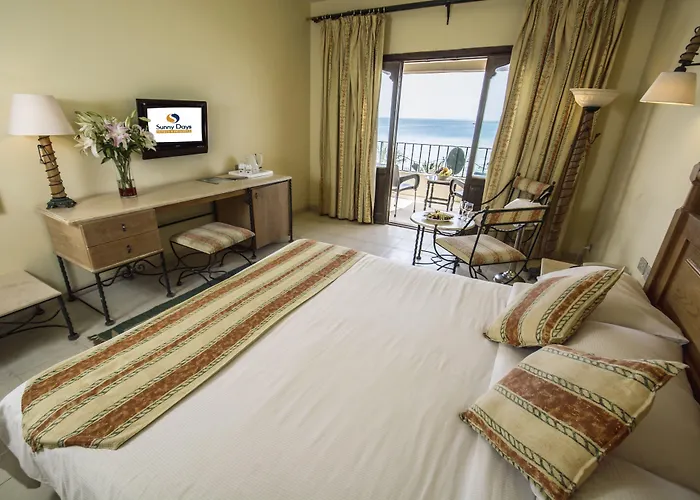 Sunny Days El Palacio &