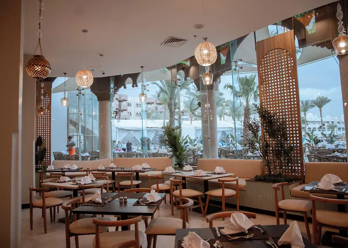 度假村 Sunny Days El Palacio & 4*